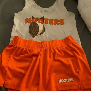 Authentic hooters uniform for halloween